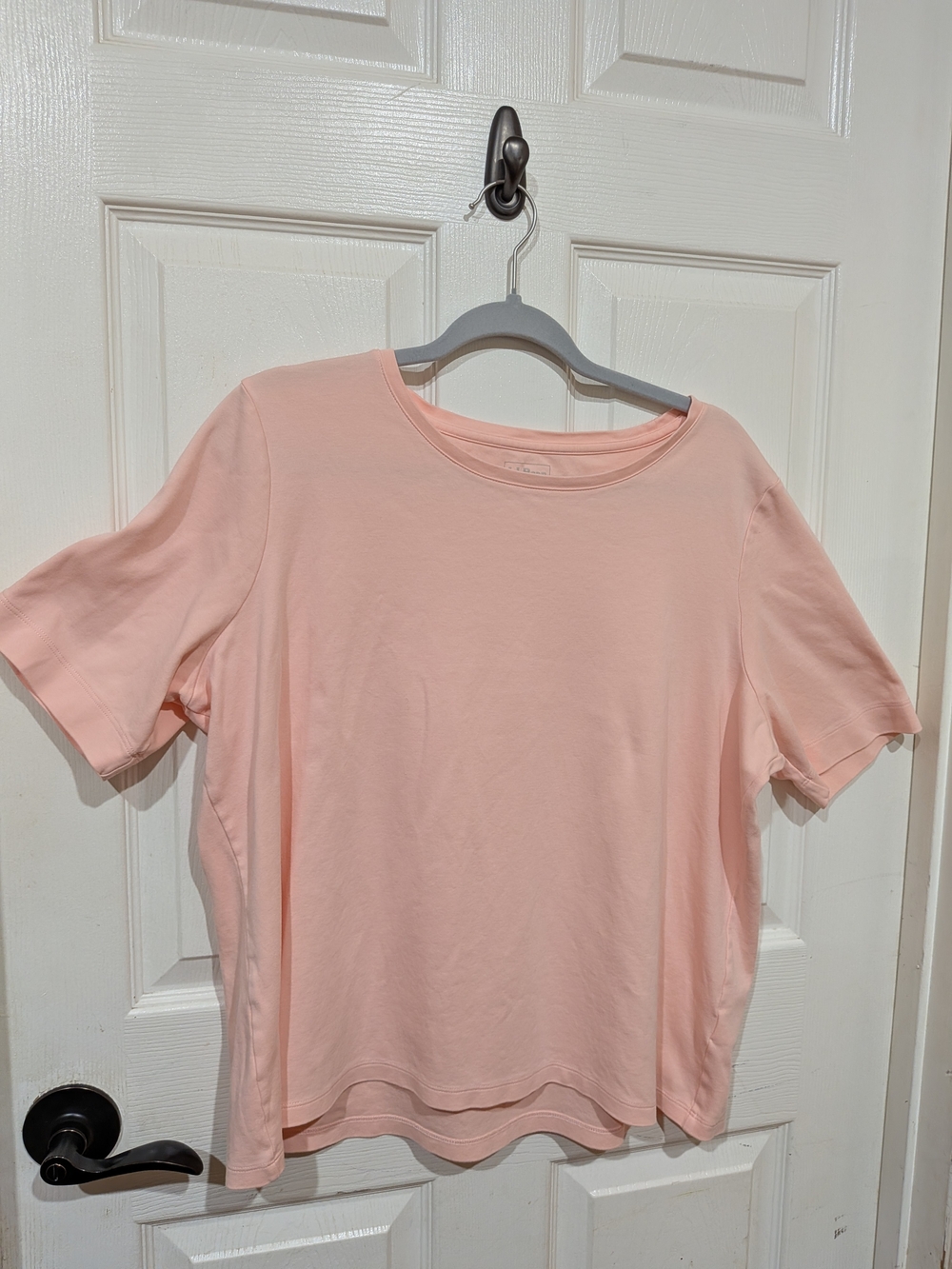 L.L. Bean Women's Short Sleeve Crew Tee Peach Classic Casual